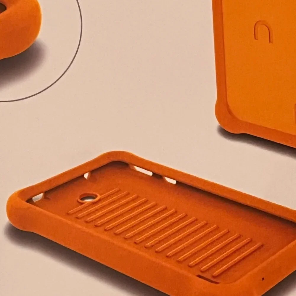 Barnes & Noble Nook Tablet Bumper for Kids 7-Inch Orange (NEW/e/x)‎